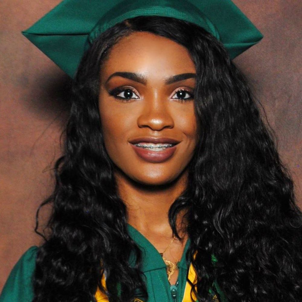 Meet your Posher, Gift